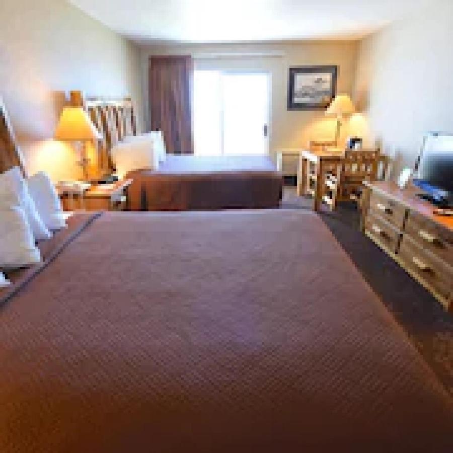 Bridge Vista Beach Hotel And Convention Center Mackinaw City Eksteriør billede