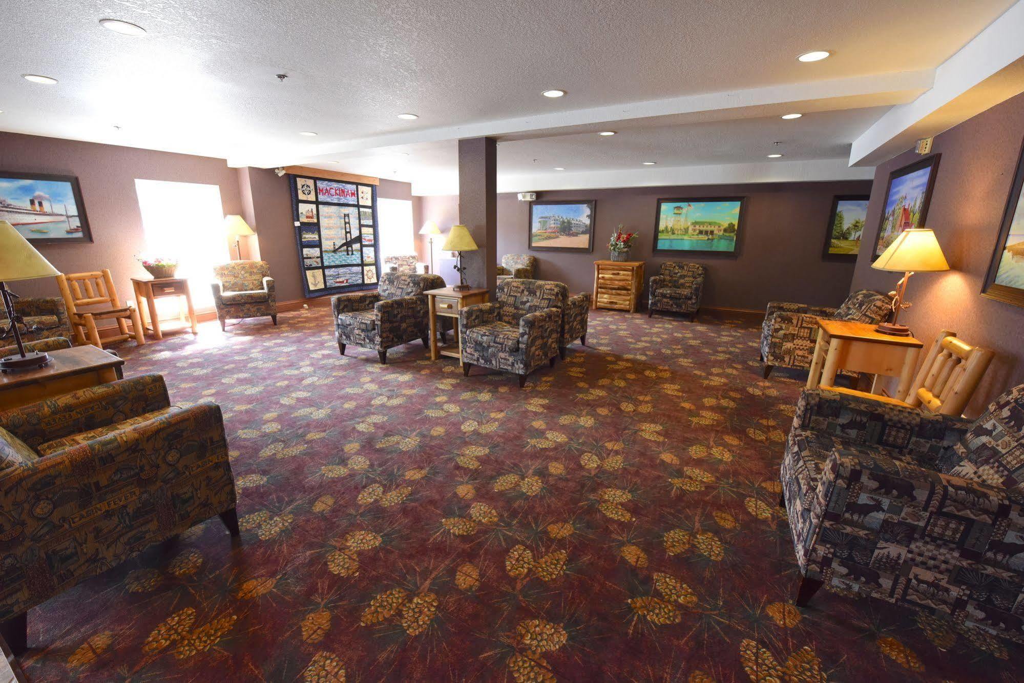 Bridge Vista Beach Hotel And Convention Center Mackinaw City Eksteriør billede